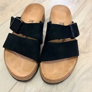 Papillio by Birkenstock Almina Platform Sandal in black nubuck leather sz7